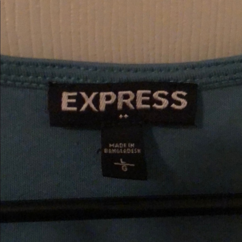 Express tank top - Picture 2 of 3